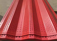 Красные перфорированные ограждения против ветра наружные панели полиэстерного волокна наполнения электростатического порошка