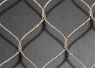 На открытом воздухе декоративное отверстие формы диаманта загородки плетения сетки веревочки для стены Буйдлинг